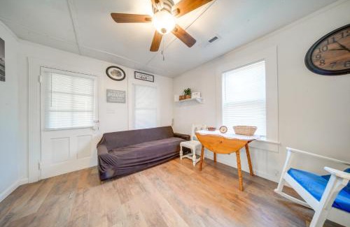 Geneva-on-the-Lake Haus | Charming Cottage with Yard Less Than 1 Mi to Lake Erie!