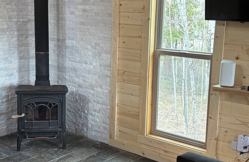 Grand Lake Kabine | Charming Cozy Cabin with Mountain Views