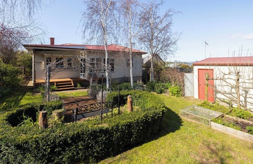 Devonport Haus | Charming Fig Tree Cottage with WiFi & Parking