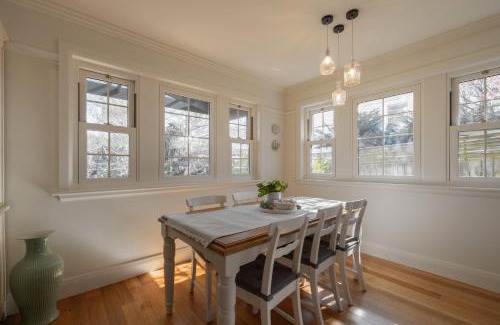 Devonport Haus | Charming Fig Tree Cottage with WiFi & Parking