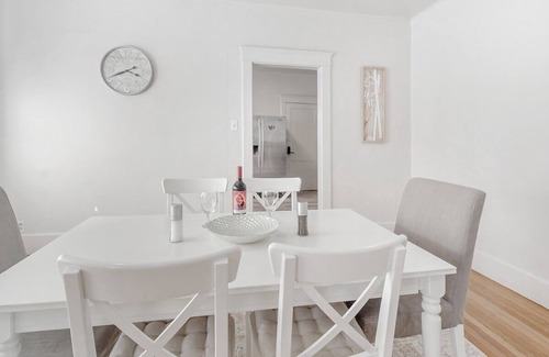 Greeley Haus | Charming Home (Unit A) Near Hospital&UNC