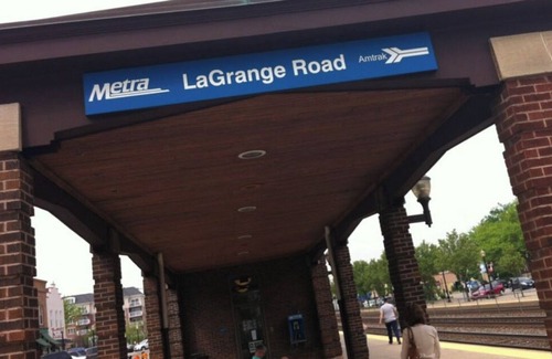 Brookfield Wohnung | Charming home with Private Balcony near Downtown, La Grange