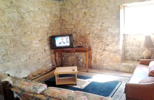 Coz Haus | Charming house in Alcobaça with mountain view