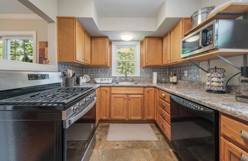 Champaign Haus | Charming House in Central Champaign Near Local Bakery