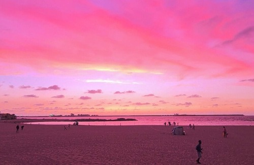 Mohammedia Hütte | Charming house right on the water! Facing the sea!