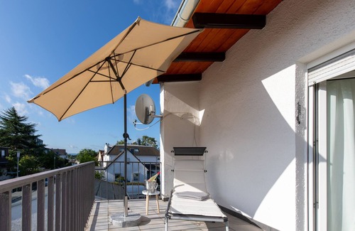 Asterstein Haus | ★Ko-Living mit Küche/Balkon/Terrasse/Garten★