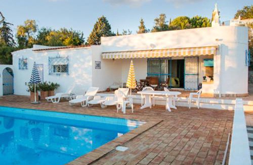 Quinta das Raposeiras Haus | Charming House with Pool in Faro