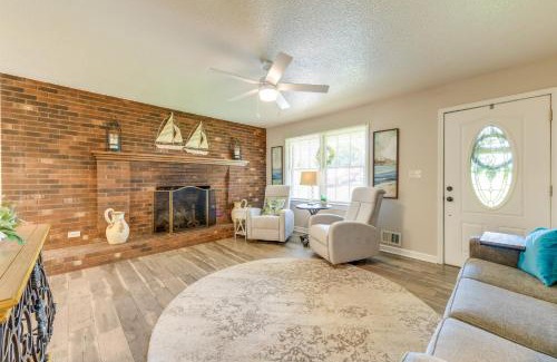 Arlington Haus | Charming Jonesville Home with Grill - Near Wineries!