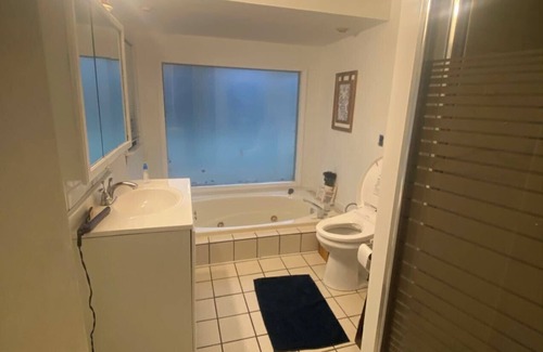 Addison Heights Haus | Charming MASTER BEDROOM, One Room Only, in a peaceful Kennesaw/Marietta Area.