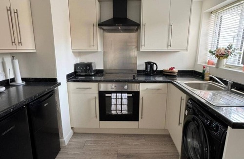Middlewich Haus | Charming Middlewich House - Sleeps 4