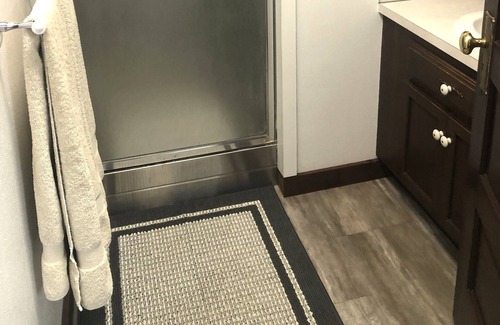 Powell Wohnung | Charming Newly Renovated Upstairs Apartment