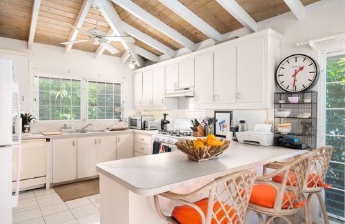 Gambier Haus | Charming Oceanview Home with Private Pool