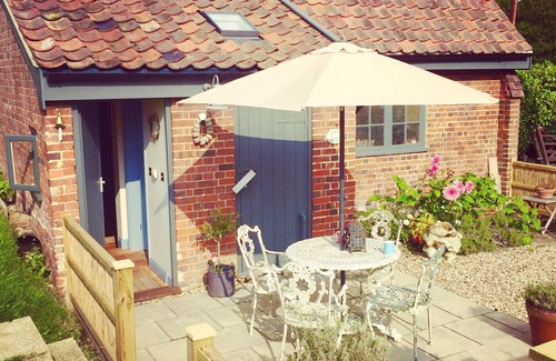 Ranworth Hütte | Charmantes mit einem Schlafzimmer umgebautes Bootshaus mit Blick auf Broad, Ranworth.