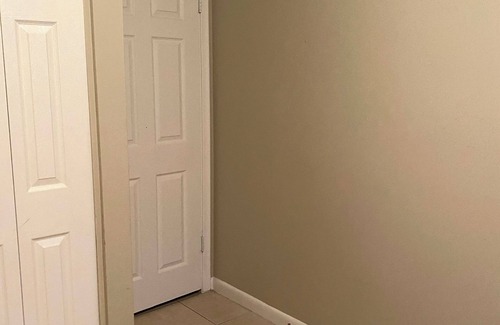 Sunrise Haus | Charming, peaceful room in enjoyable Sunrise