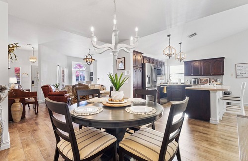 South Tulsa Haus | Charming Re-Designed South Tulsa Retreat