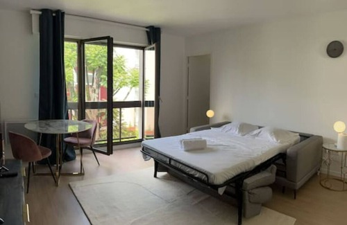 Neuilly-sur-Seine Wohnung | Charming renovated T1 Neuilly-sur-Seine : Mobility lease