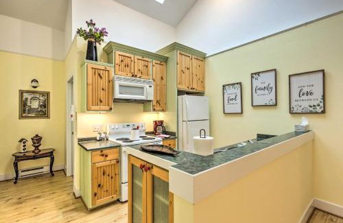 Frankfort Wohnung | Charming Retreat Near Downtown Frankfort and Beaches