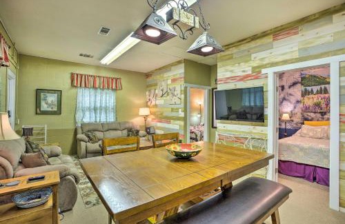 Rowlett Haus | Charming Rowlett Guest Cottage Walk Downtown