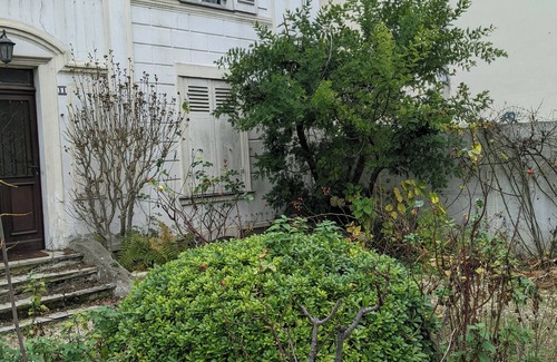 Neuilly-sur-Marne Wohnung | Charming self-contained apartment with garden - near Paris and Disney