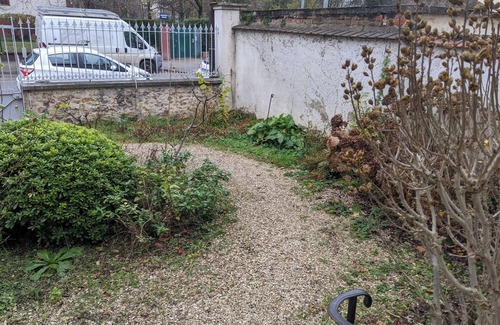 Neuilly-sur-Marne Wohnung | Charming self-contained apartment with garden - near Paris and Disney