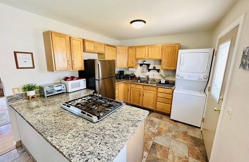 Cortez Haus | Charming southwestern home in downtown Cortez-- 9mins to Mesa Verde