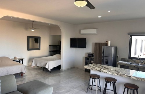 El Sargento Wohnung | Charming studio in serene El Sargento 2 blocks from the beach