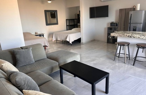 El Sargento Wohnung | Charming studio in serene El Sargento 2 blocks from the beach