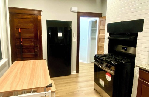 New Rochelle Haus | Charming suite with patio, heating, WiFi, free parking in welcoming New Rochelle