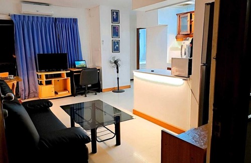 Bang Phong Phang Wohnung | Charming 1-bedroom apartment in welcoming Yan Nawa with AC, WiFi