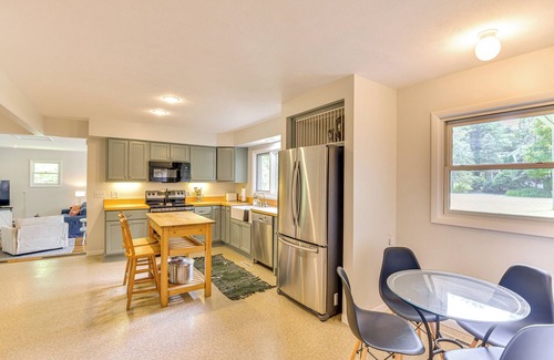 Union Pier Haus | Charming Union Pier Home w/ Deck: Half-Mi to Beach