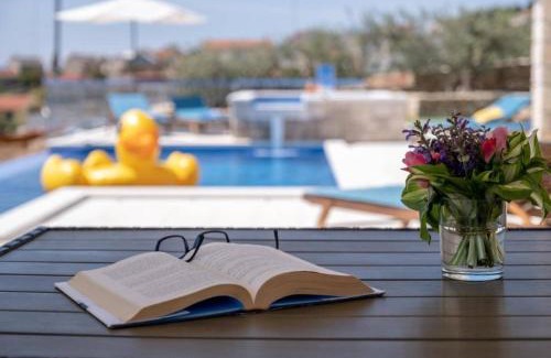 Bol Villa | Charming Villa with Pool