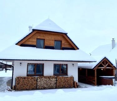 Stara Lesna Villa | Chata pod horou