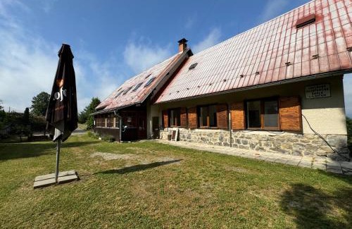 Turcianske Jaseno Haus | Chata Stará škola Hôrka