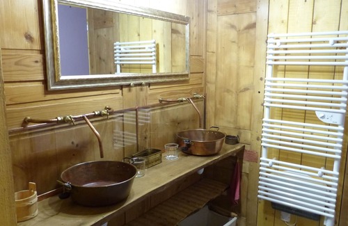 Chatelblanc Haus | CHATBLANC cottage warm comfortable - quiet land with unobstructed view