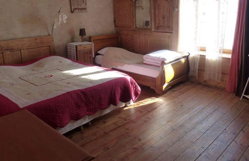 Chatelblanc Haus | CHATBLANC cottage warm comfortable - quiet land with unobstructed view