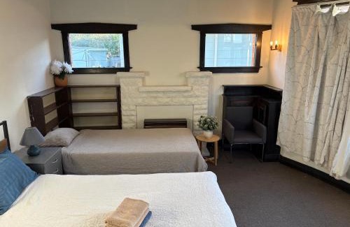 Auckland Haus | Cheap Guesthouse in New Lynn