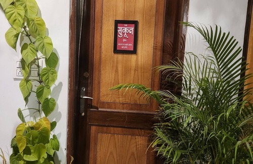 Rishikesh Haus | Cheerful 2 bedroom cottage with refreshing view ! Pet friendly !