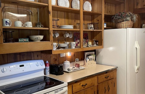 Edenton Hütte | Cheerful 2 Bedroom Cottage on the Inner Banks