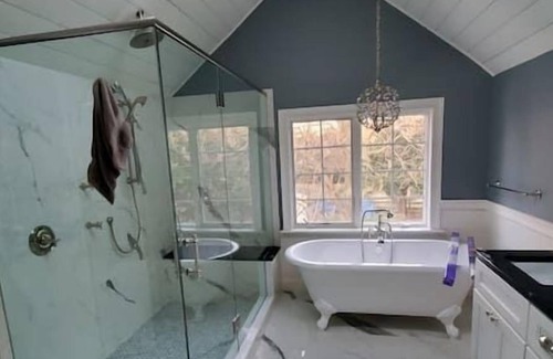 Ellicott City Haus | Cheerful 3 Bedroom Home near Old Ellicott City