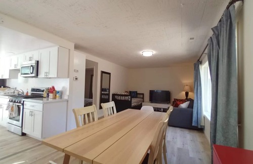 Y Area Kabine | Cheerful Cabin in South Lake Tahoe