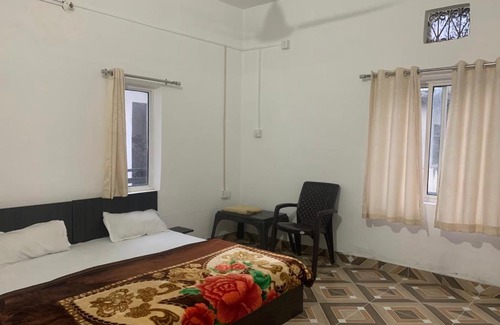 Haridwar Haus | Cheerful cottage accommodating 30+ guests