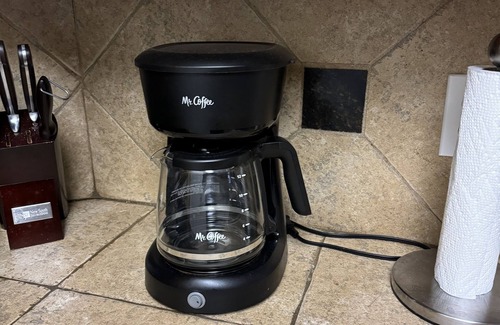 Flowood Haus | Cheerfull 3 bedroom 2 bath close to water & parks