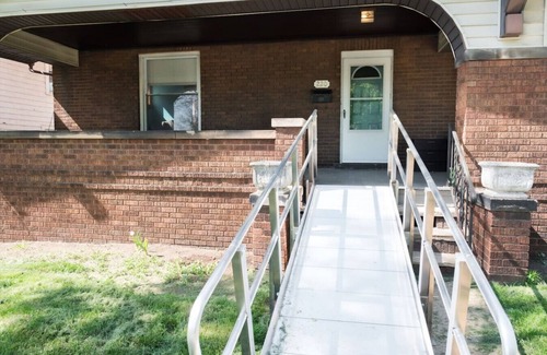 Massillon Haus | Cherry NirvanaGroove Whole House