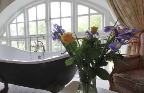 Bradford-on-Avon Bed & Breakfast | Cherry Orchard Farm