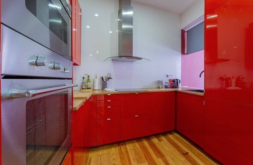 Encarnacao Wohnung | Chiado 4BR | A/C, Balcony, Parking & Monuments