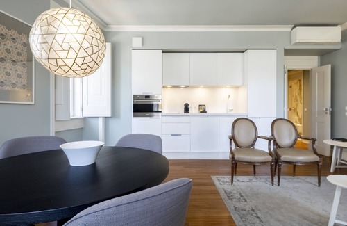 Encarnacao Wohnung | Chiado Camões - Lisbon Best Apartments
