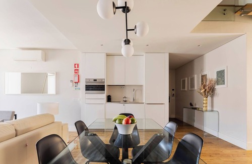 Martires Wohnung | Chiado Square - Lisbon Best Apartments