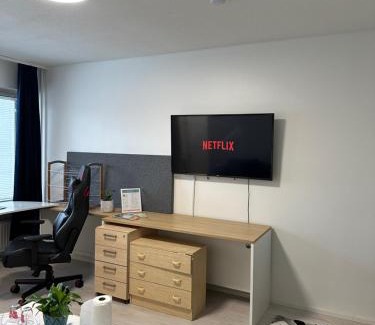 Hyvinkaa Wohnung | Chic and Relaxing Studio