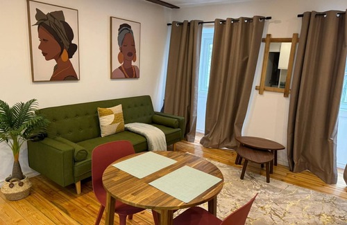 Santos Wohnung | Chic Apartment-Rua Verde, Lisbon