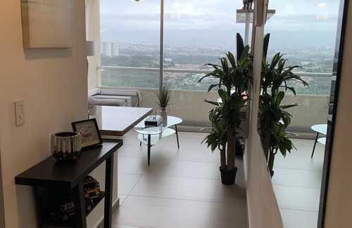 Heredia Wohnung | Chic APT tolle Aussicht in der Nähe von Flughafen und der Innenstadt